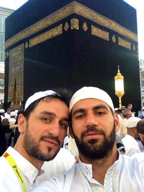 Torku Konyasporlu futbolculardan Kabe'de selfie